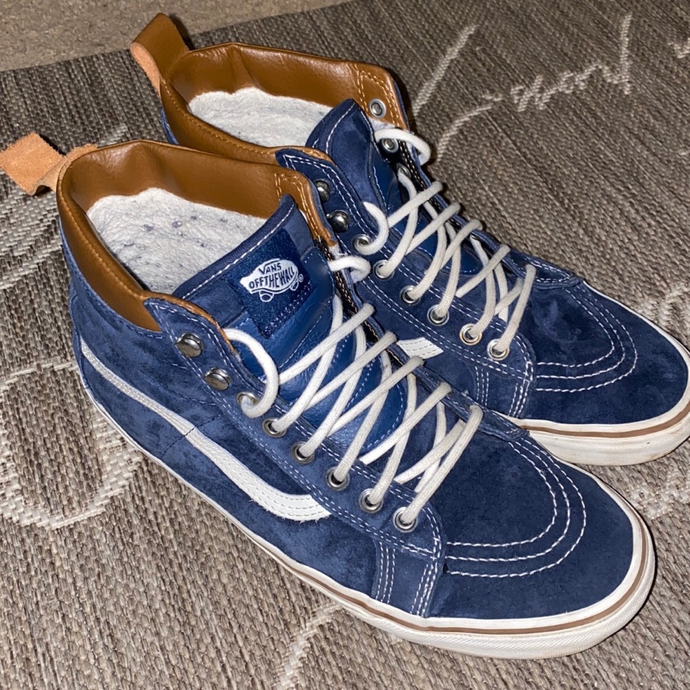 Blue Suede Vans with Sherpa Lining Size 10